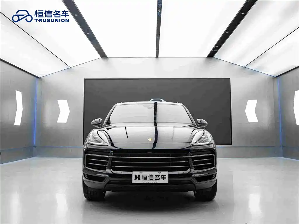 Porsche Cayenne 2021 — фото 2