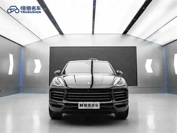 Porsche Cayenne 2021