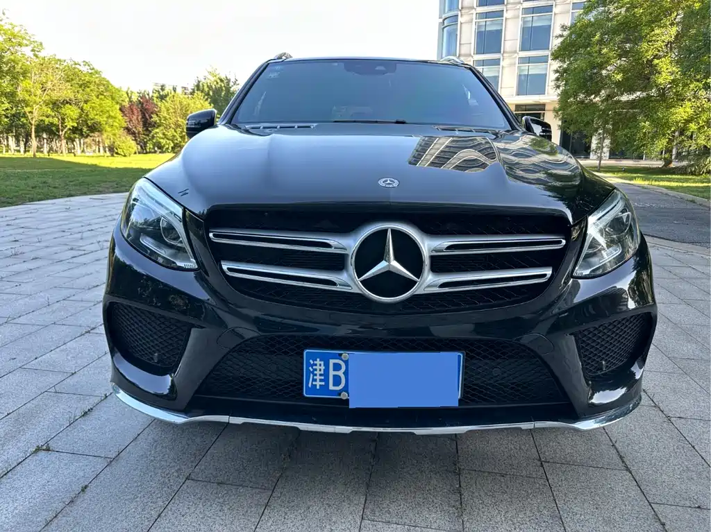 Mercedes-Benz GLE 2018 — фото 2