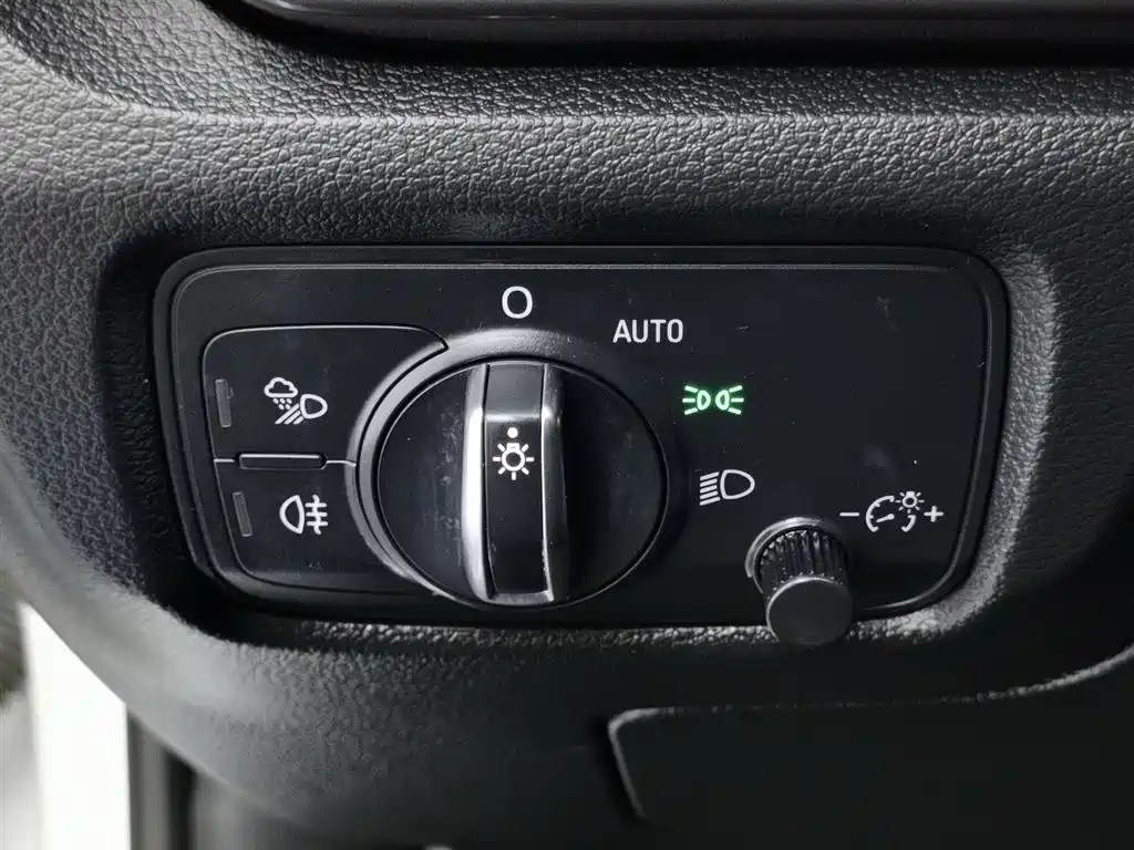 Audi A3 2020 — фото 21