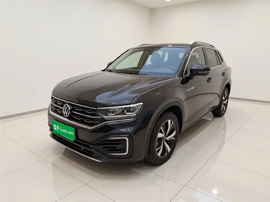 Volkswagen GTE PHEV 2022