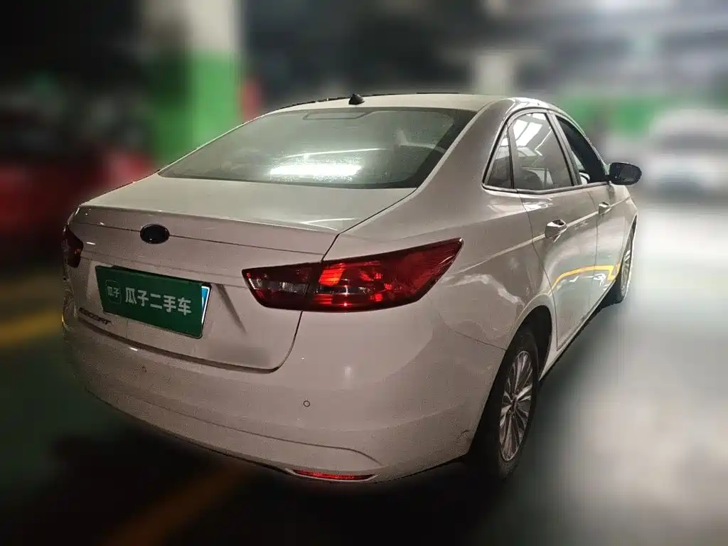 Ford Escort 2018