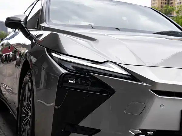 Lexus ES 2026