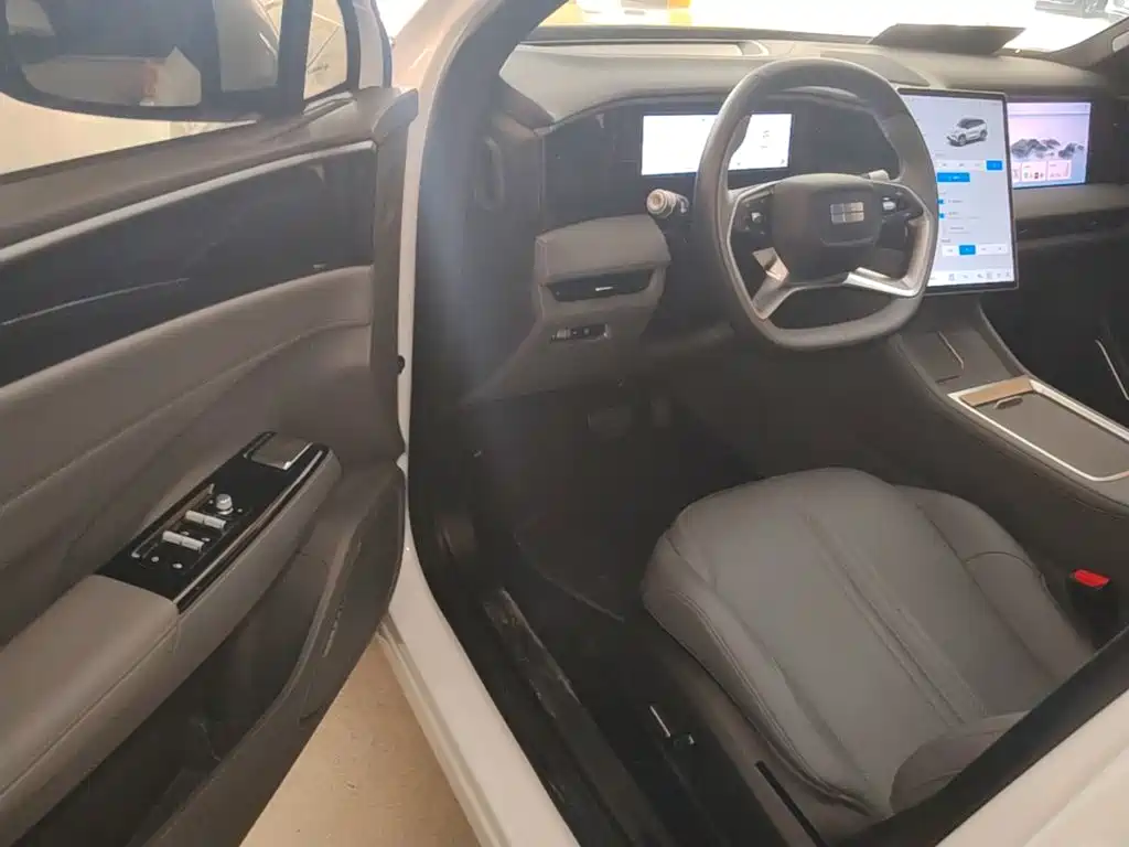 Geely Galaxy L7 2025 — фото 16