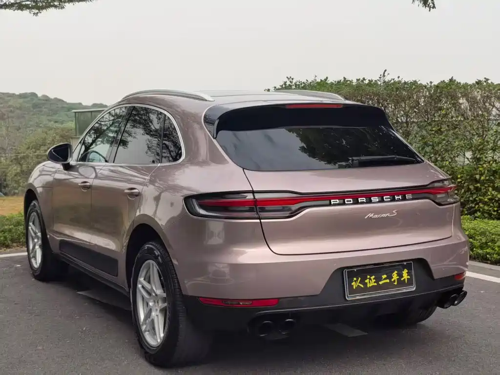 Porsche Macan 2019 — фото 11