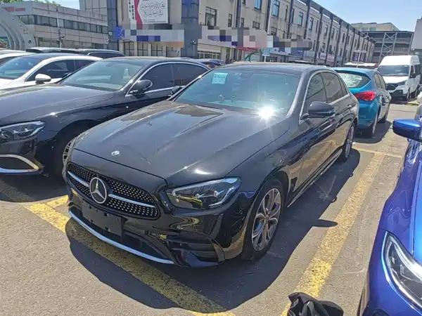 Mercedes-Benz E-Class 2021