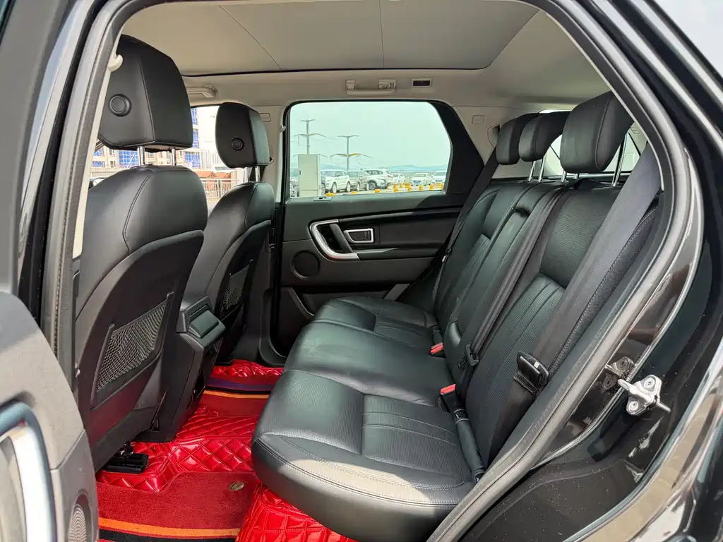 Land Rover Discovery Sport 2018 — фото 8