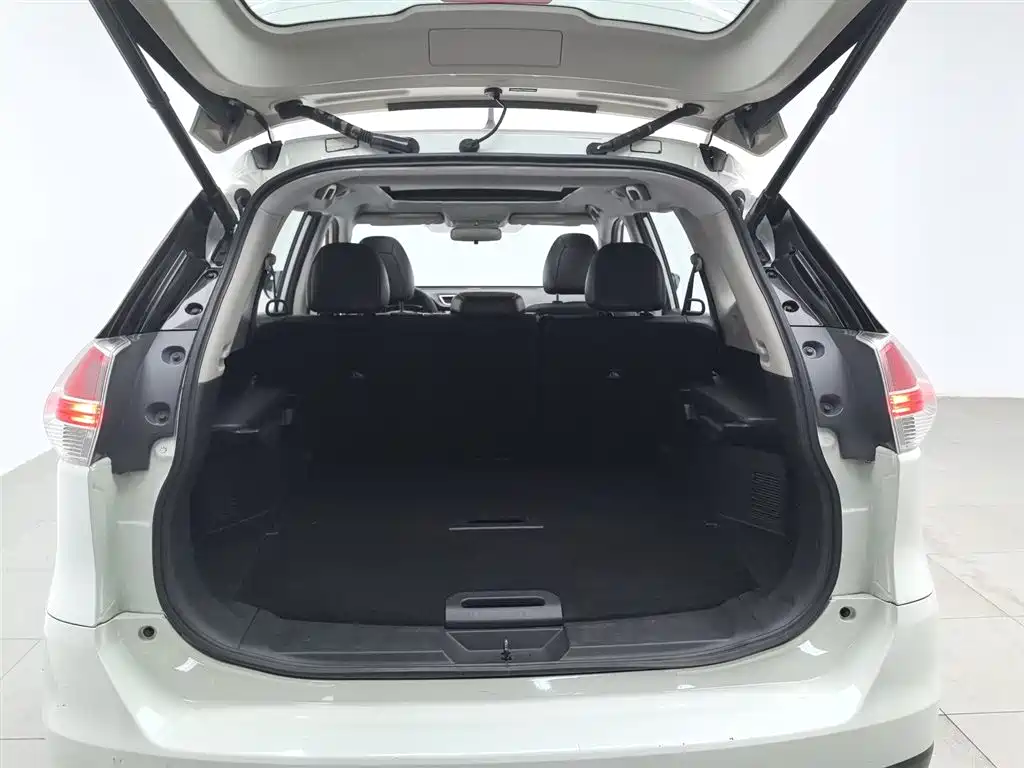 Nissan X-Trail 2014 — фото 16
