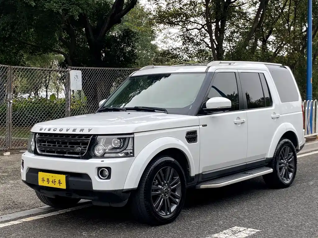 Land Rover Discovery 2017 — фото 1