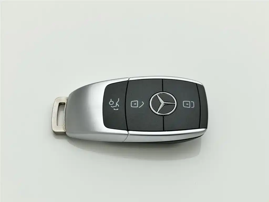 Mercedes-Benz C-Class 2021 — фото 19