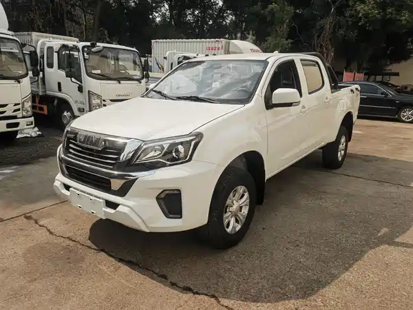 Isuzu RE-MAX Ruimai 2025