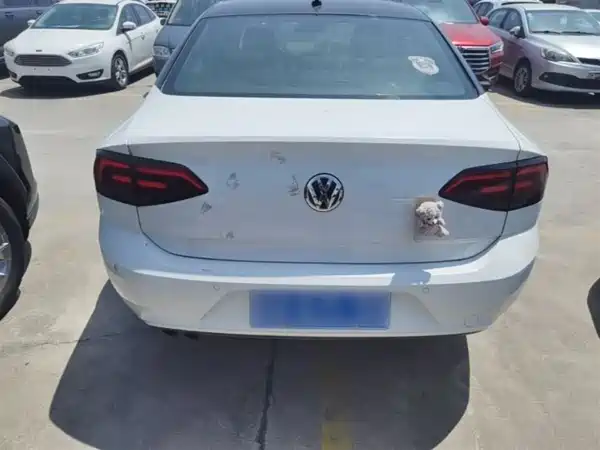 Volkswagen Lamando 2015