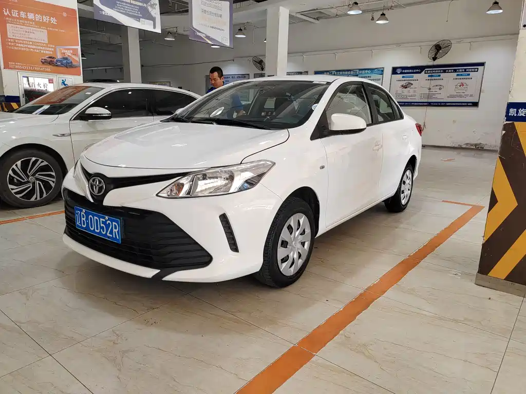 Toyota Vios 2019 — фото 1