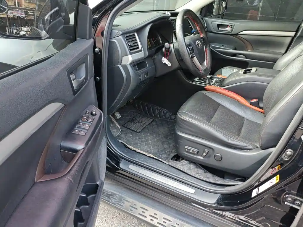 Toyota Highlander 2016 — фото 13