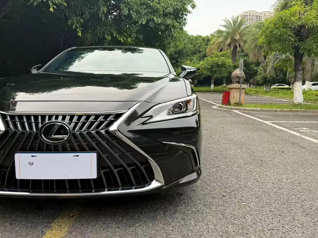 Lexus ES 2024 — фото 10