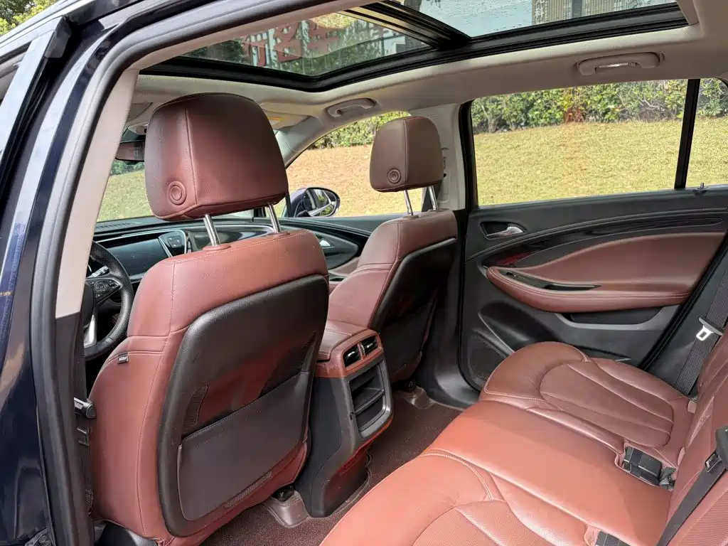 Buick Envision Plus 2020 — фото 11
