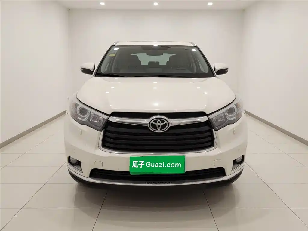 Toyota Highlander 2018 — фото 2