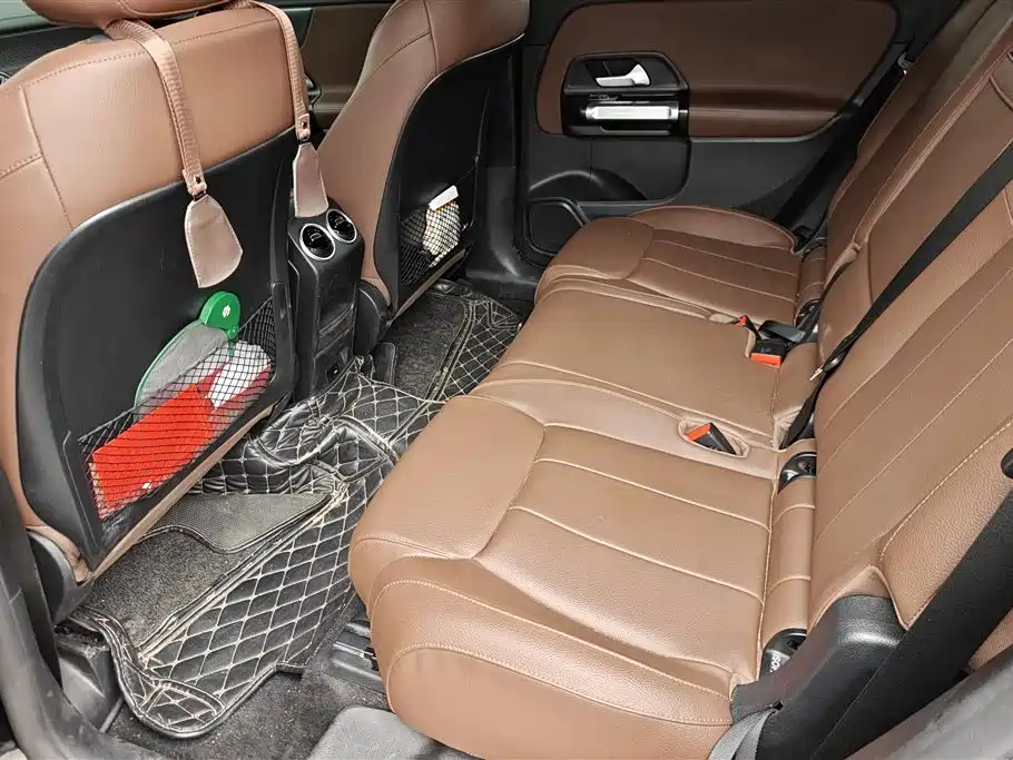 Mercedes-Benz GLB 2023 — фото 11