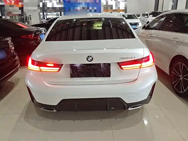BMW 3 Series 2023