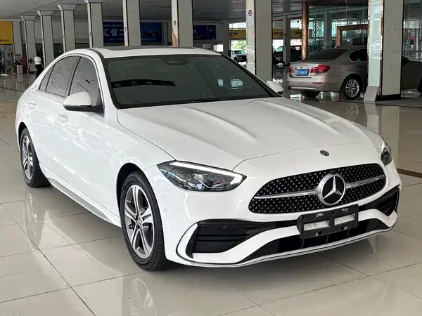 Mercedes-Benz C-Class 2021