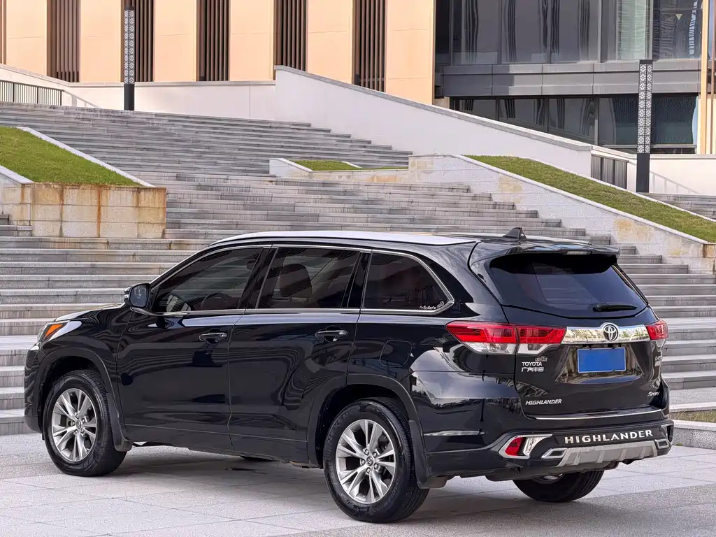 Toyota Highlander 2019