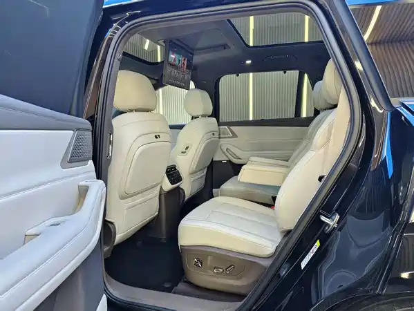 Denza N8L 2025