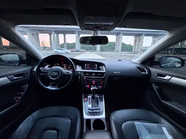 Audi A5 2014