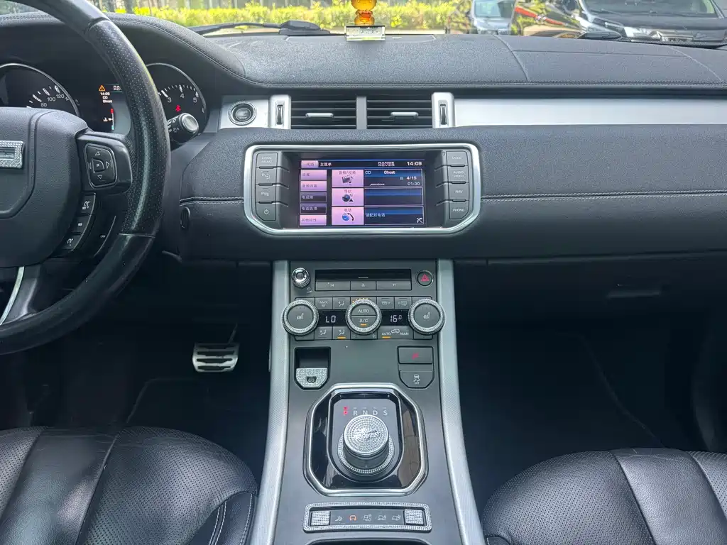 Land Rover Evoque 2012 — фото 19