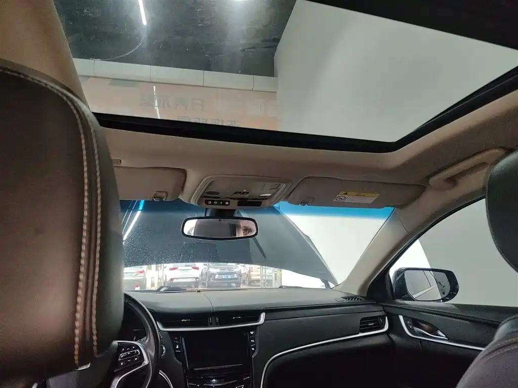 Cadillac XTS 2020 — фото 18