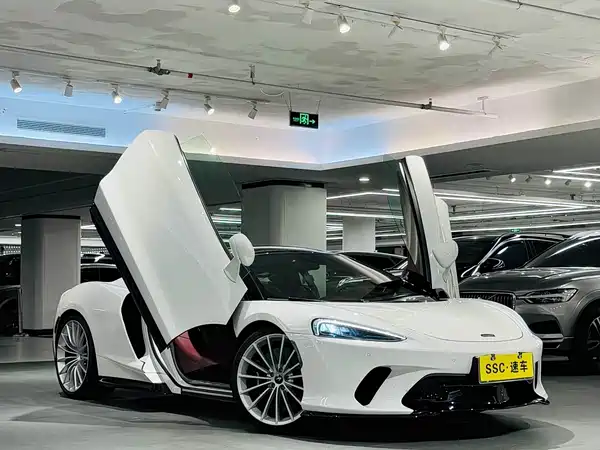 McLaren GT 2023