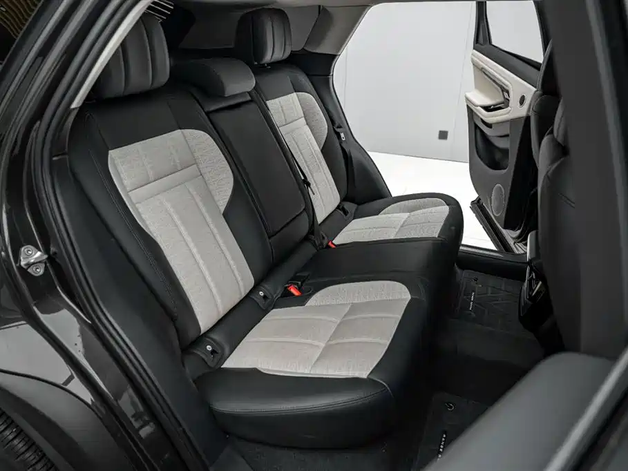 Land Rover Evoque 2022 — фото 24