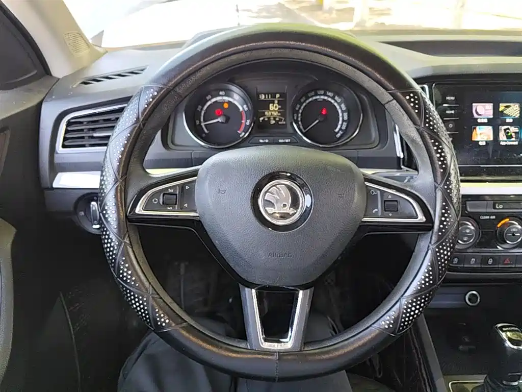Skoda Kamiq 2020 — фото 11