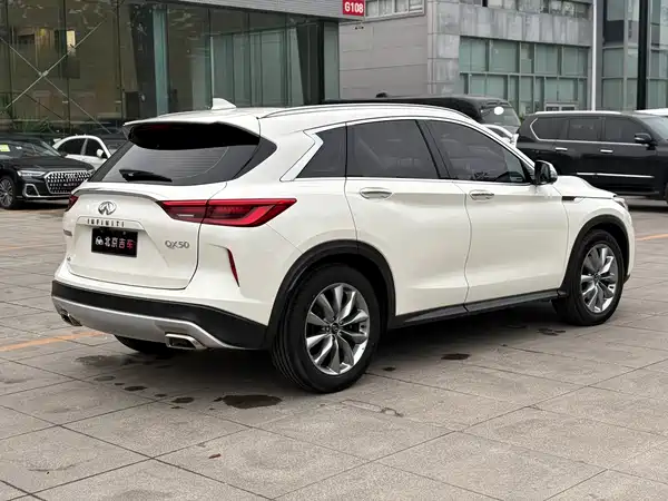 Infiniti QX50 2020