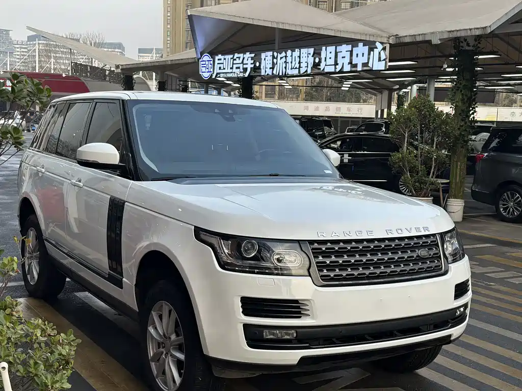 Land Rover Range Rover 2018 — фото 2