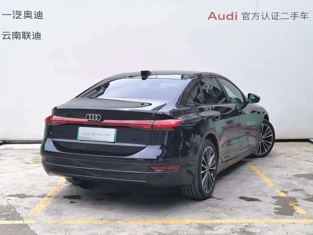Audi A6L E-Tron 2025 — фото 4