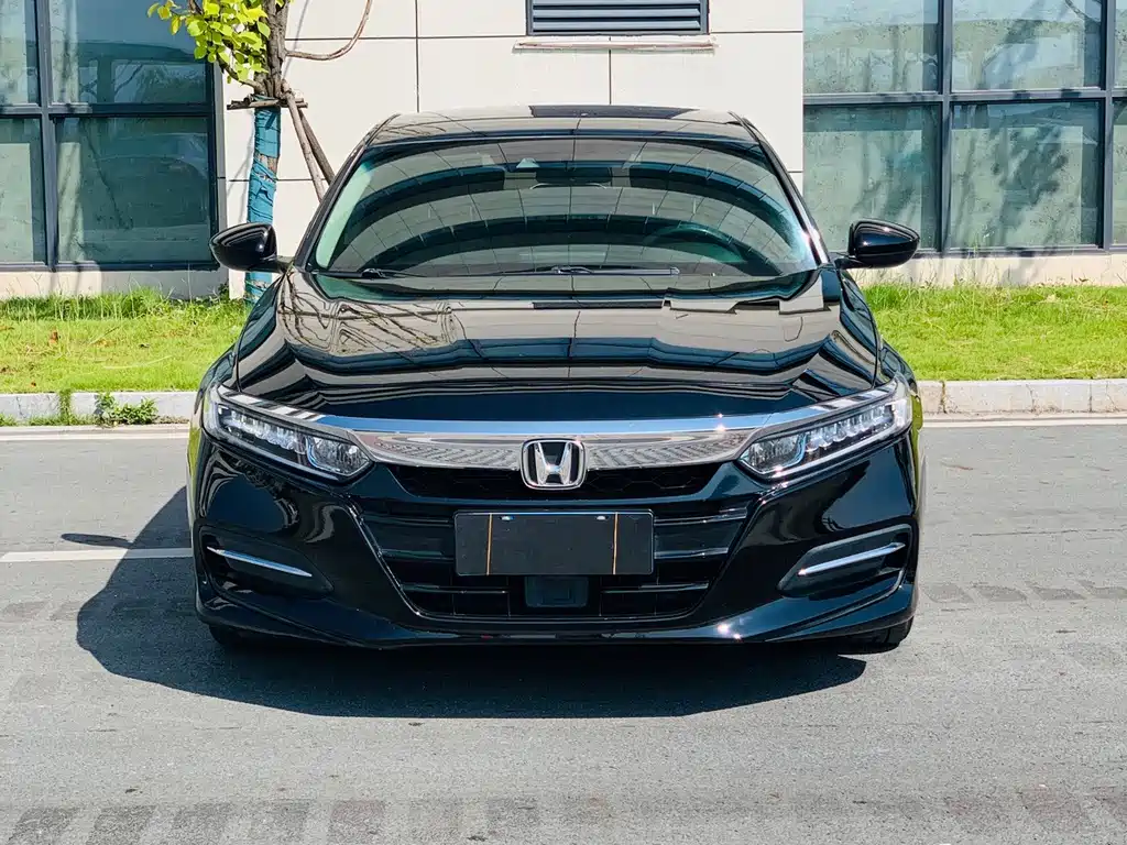 Honda Accord 2019 — фото 2