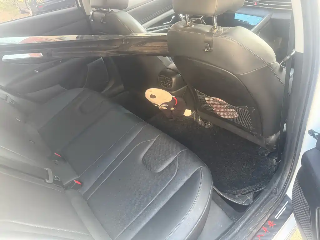 Hyundai Elantra 2022
