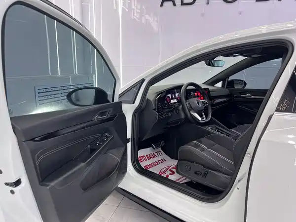Volkswagen Golf 2022