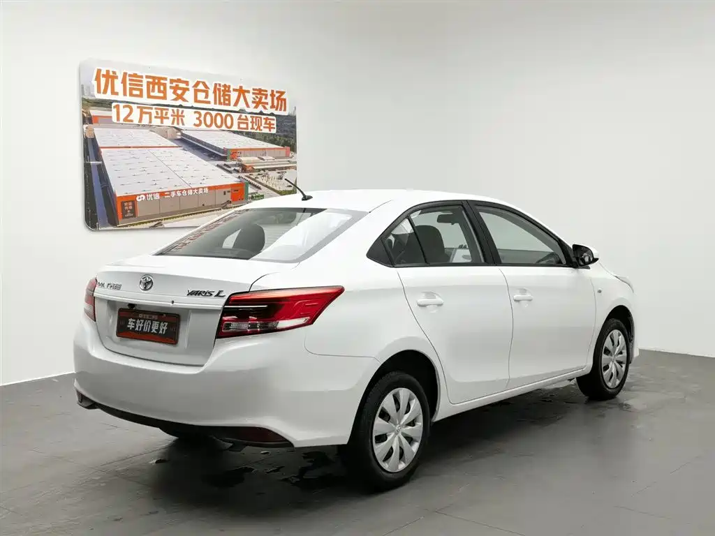 Toyota Yaris L 2018 — фото 2