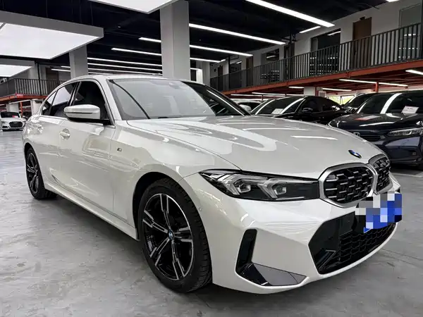 BMW 3 Series 2023