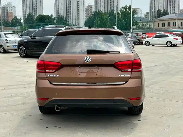 Volkswagen Gran Lavida 2016