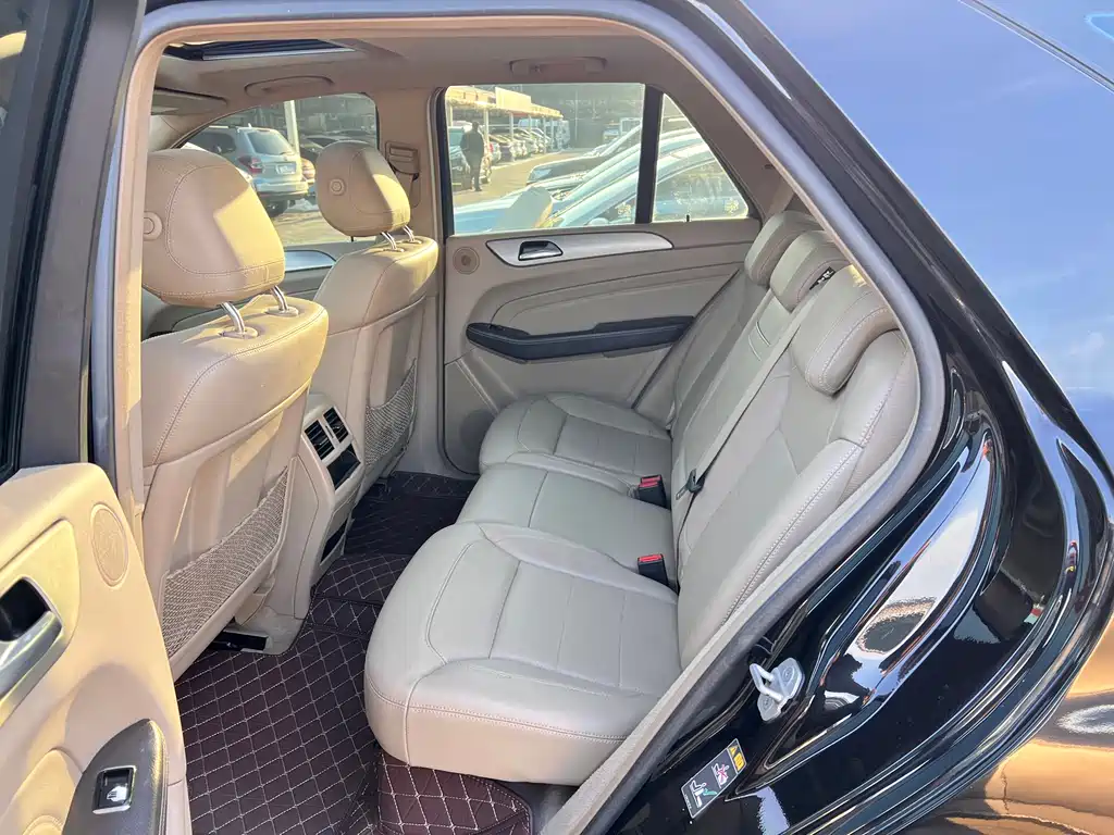 Mercedes-Benz M-Class 2015 — фото 13