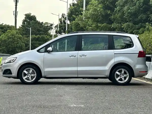SEAT Alhambra 2014