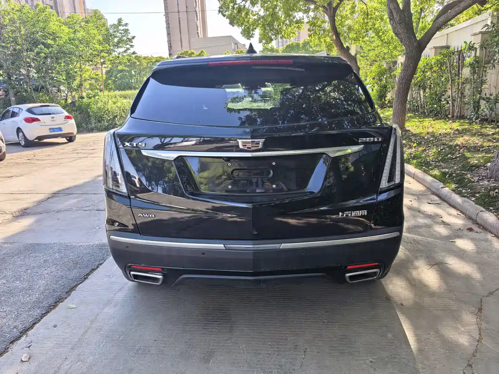 Cadillac XT5 2020 — фото 8