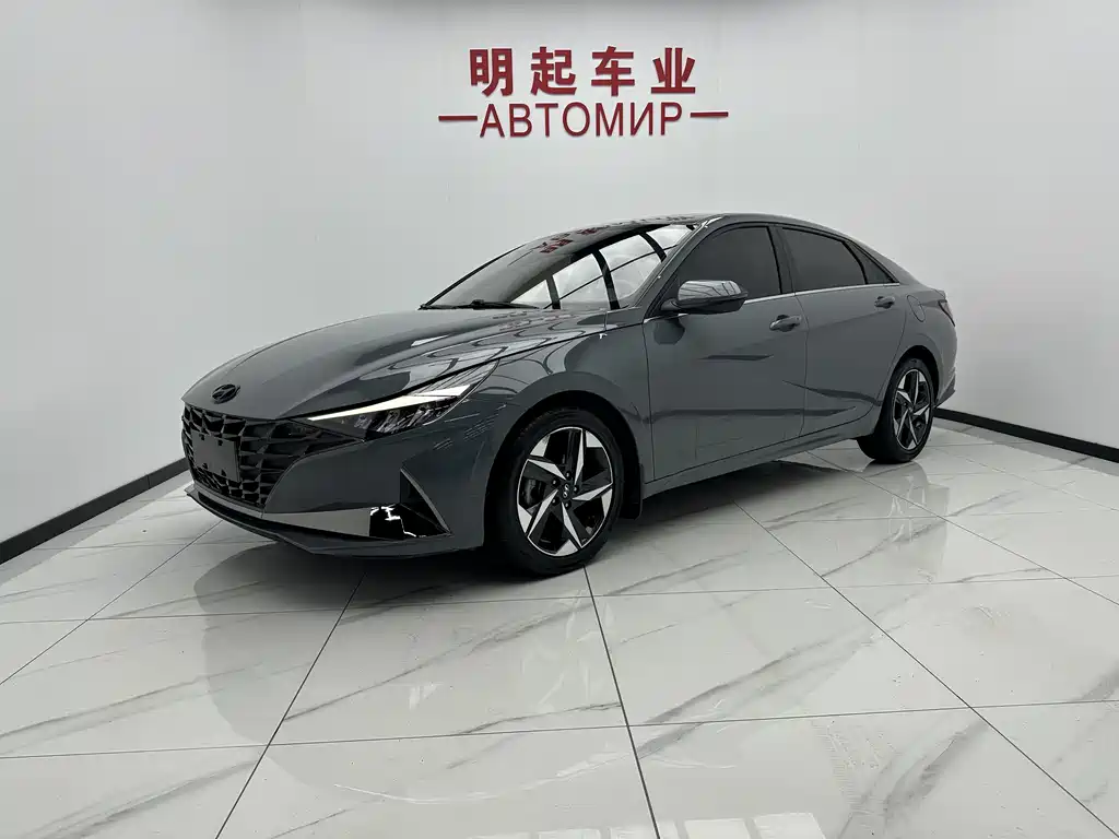 Hyundai Elantra 2022 — фото 1