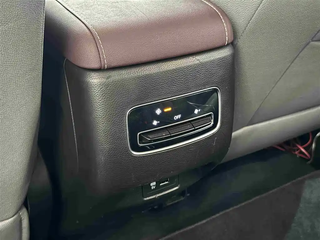 GAC Motor Trumpchi M6 2024 — фото 14
