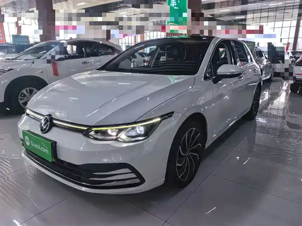 Volkswagen Golf 2021