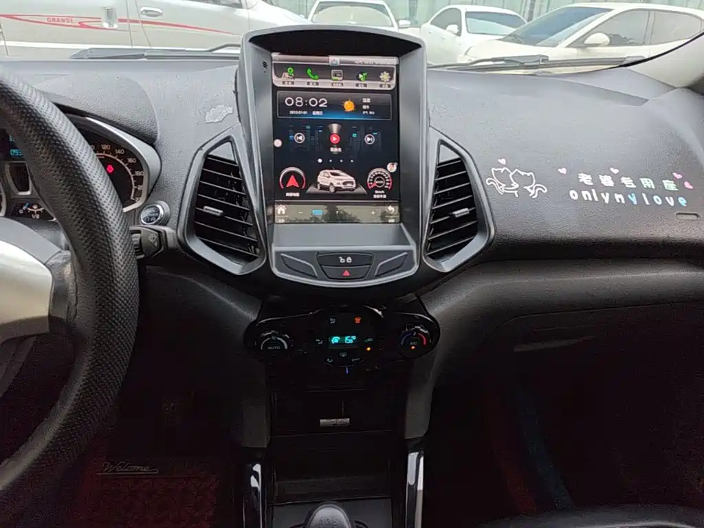 Ford EcoSport 2014 — фото 13