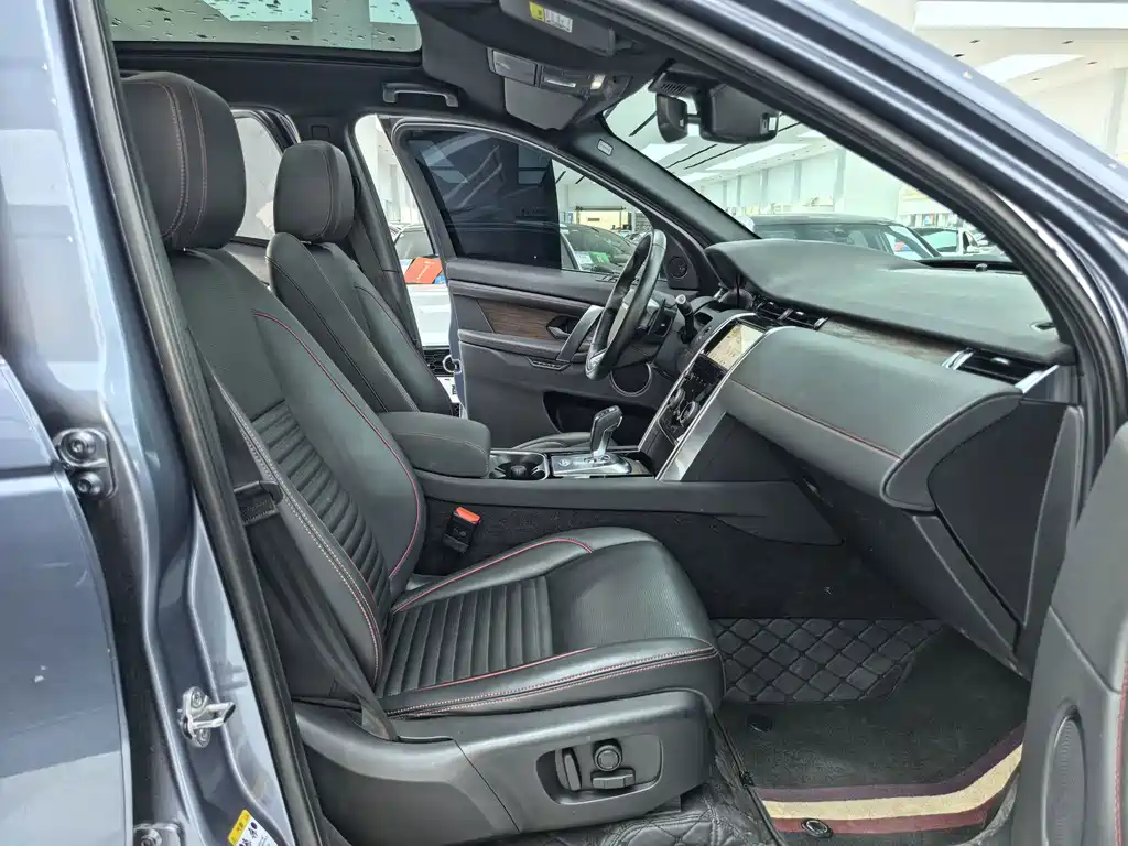 Land Rover Discovery Sport 2021 — фото 12