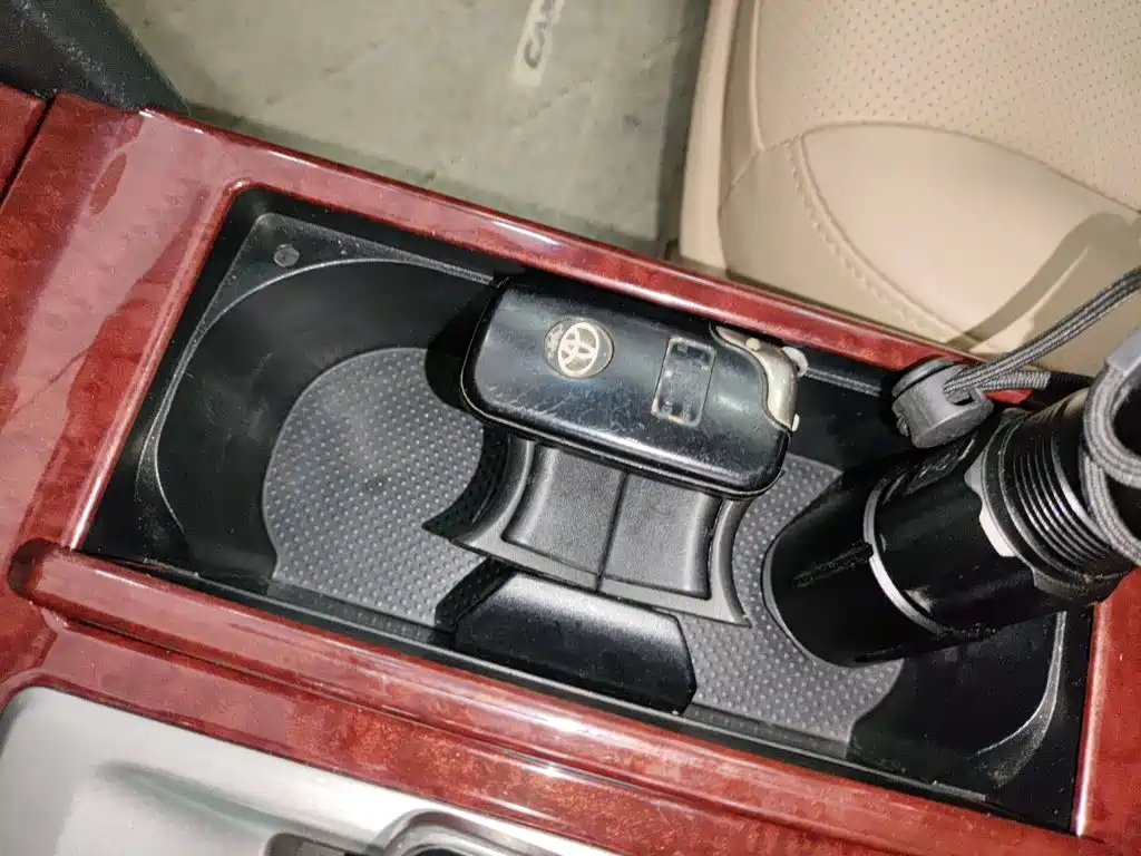 Toyota Camry 2014 — фото 17